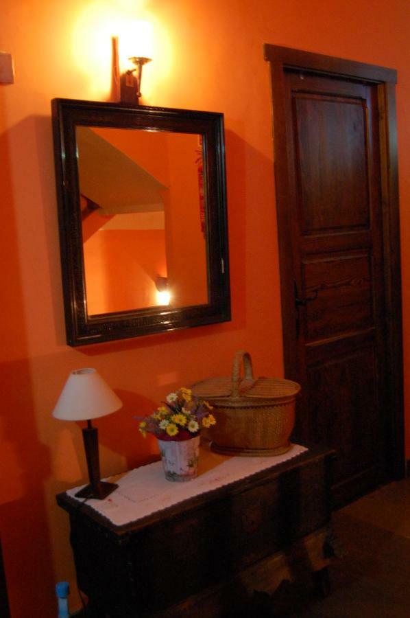 ホテル La Magnolia La Puerta de Segura エクステリア 写真